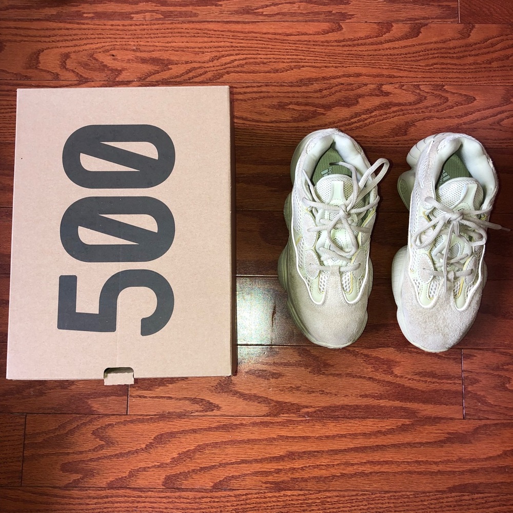 adidas Yeezy 700 supermoon yellow size 5